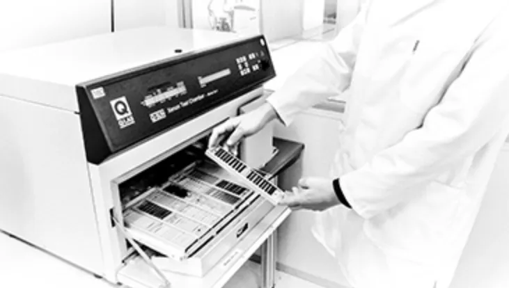 Fibre testing machine